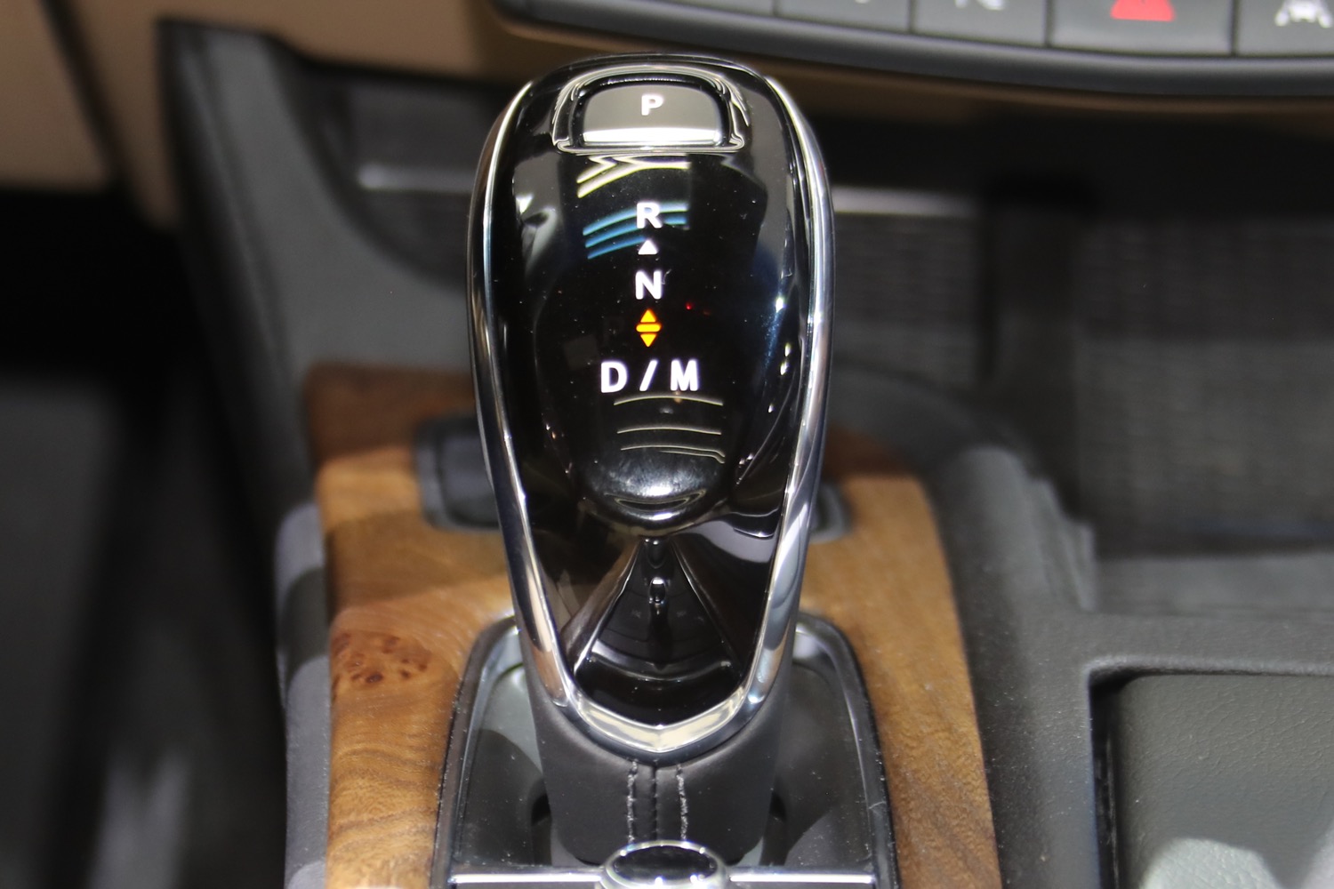 2021 Cadillac Escalade To Feature Push Button Gear Selector