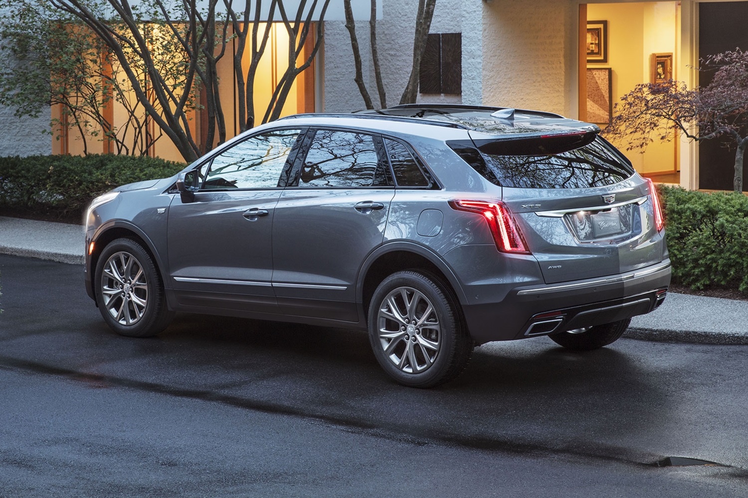 NextGen Cadillac XT5 To Lead Brand's Electric Vehicle Offensive