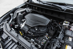 2017 Cadillac XT5 Engine Bay 01