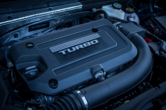 2019-Cadillac-XT4-Sport-Engine-Bay-Turbo-2.0L-I4-LSY-Engine-005-CS-Garage
