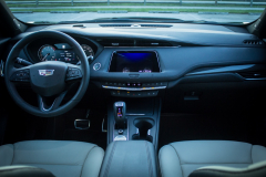 2019-Cadillac-XT4-Sport-Interior-First-Row-007-cockpit-CS-Garage