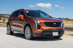 2019-Cadillac-XT4-Sport-Media-Drive-Mexico-Exterior-006-front-three-quarters-on-highway