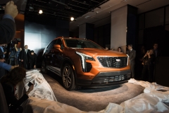 2019 Cadillac XT4 exterior live reveal 001