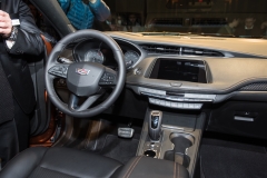 2019 Cadillac XT4 interior live reveal 009
