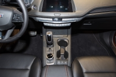 2019 Cadillac XT4 interior live reveal 012
