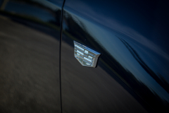 Cadillac-Logo-on-2019-Cadillac-XT4-Sport-016-front-fender-CS-Garage