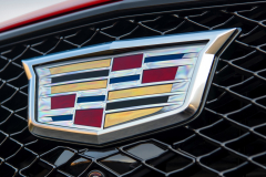 2020-Cadillac-CT5-V-First-Drive-Exterior-015-Cadillac-logo-on-grille