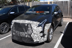 2019 Cadillac XT5 refresh spy pictures - July 2018 - exterior 001
