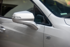 2020-Cadillac-XT5-Sport-Media-Drive-Mexico-Exterior-020-side-mirror
