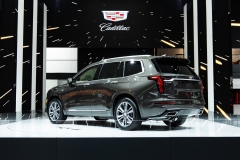 2020 Cadillac XT6 Premium Luxury - Exterior - 2019 NAIAS - Live 007