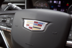 2020-Cadillac-XT6-Premium-Luxury-with-Platinum-Package-Interior-XT6-Drive-020-Cadillac-logo-on-steering-wheel