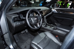 2020 Cadillac XT6 Sport - Interior - 2019 NAIAS - Live 002