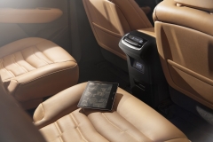 2020 Cadillac XT6 interior China 009 second row
