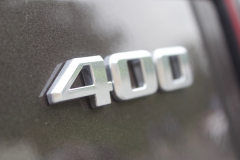 400-Logo-Badge-on-Liftgate-of-2020-Cadillac-XT6-002-XT6-Drive