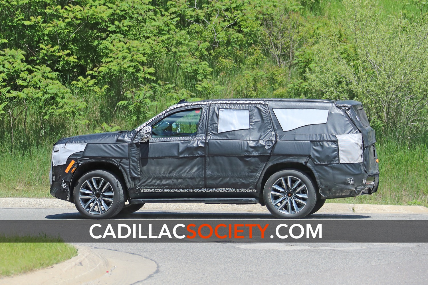 allnew 2021 cadillac escalade to be revealed february 4 2020