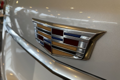 2021-Cadillac-XT5-Sport-400-with-20-inch-S2K-wheels-in-Gloss-Black-Exterior-013-Cadillac-badge-logo-on-liftgate