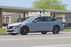 Cadillac-CT5-V-Refresh-Argent-Silver-Metallic-GXD-19-inch-wheels-with-Satin-Graphite-finish-57M-Prototype-Spy-Shots-June-2023-Exterior-004