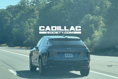 2024-Cadillac-Lyriq-Premium-Luxury-Prototype-Spy-Shots-New-Presenting-Door-Handles-September-2022-Exterior-005