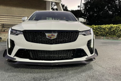 2022-Cadillac-CT4-V-Blackwing-Summit-White-Carbon-Fiber-Package-1-and-2-Exterior-001-front