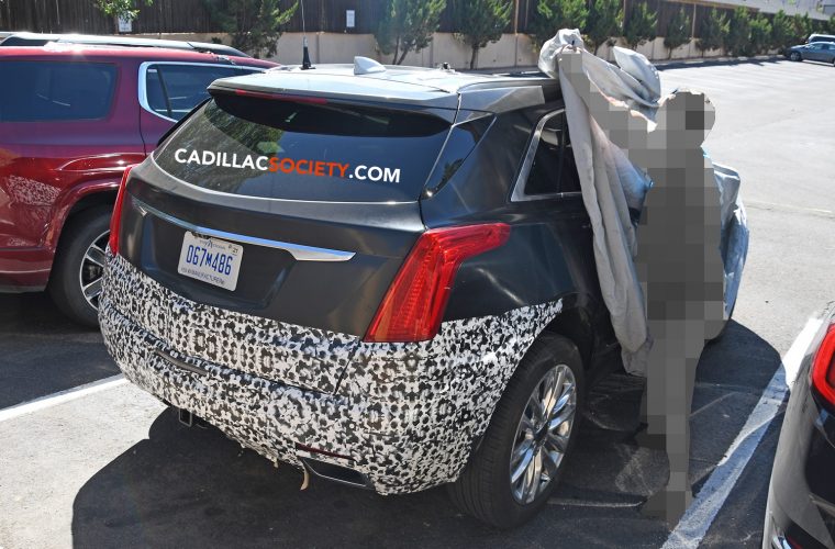2020 Cadillac XT5 Interior Spy Photo Suggests Notable Cabin Updates