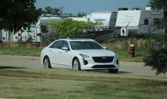 2019 Cadillac CT6 Premium Luxury Goes For A Drive: Image Gallery
