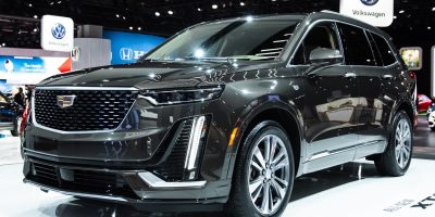 Cadillac XT6 Premium Luxury vs. XT6 Sport: Visual Comparison