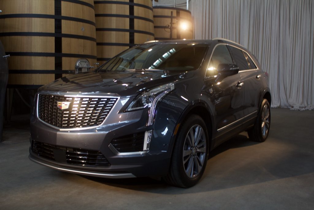 2021 Cadillac XT5 Premium Luxury Photos