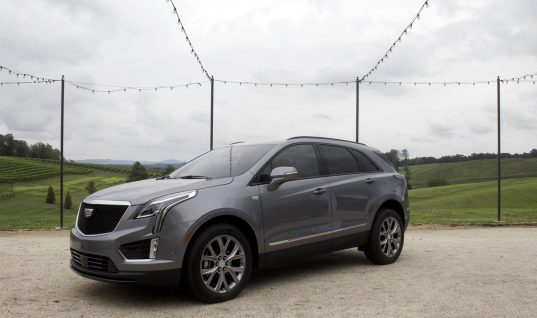 Cadillac XT5 Discount Offers Up To $1,000 Off In January 2022