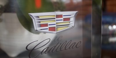 Cadillac ‘Introduces’ Super Wrap For Hands-Free Gift Wrapping: Video