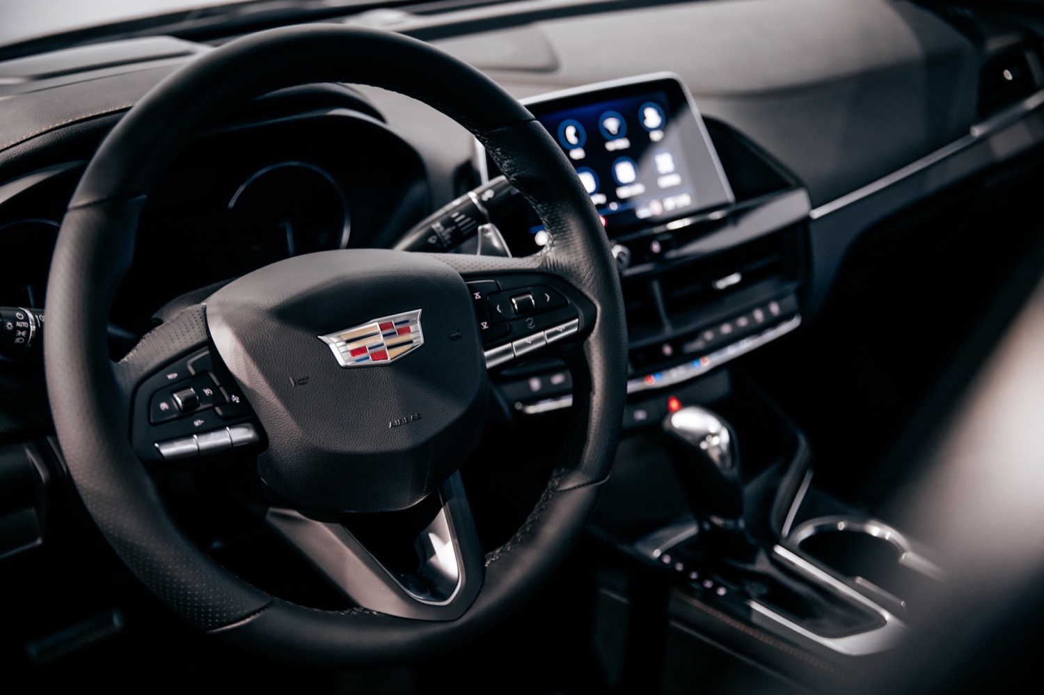 2021 Cadillac Lineup Gets Wireless Apple CarPlay, Android Auto