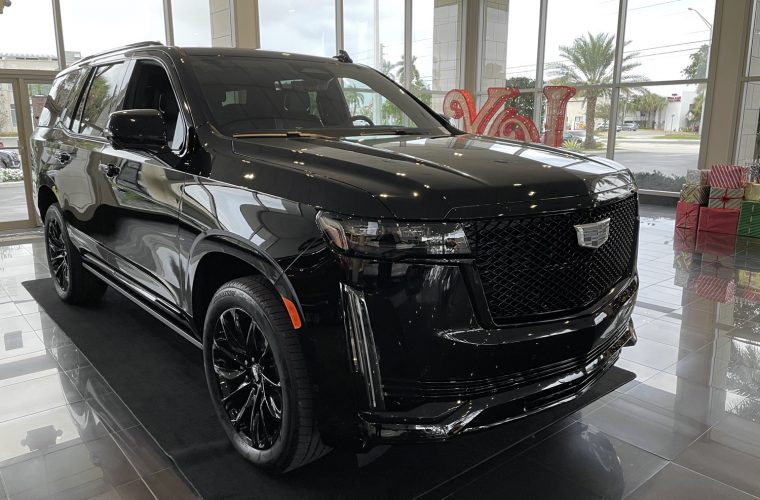 2022 Cadillac Escalade Onyx Package Can Now Be Ordered Again