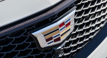 Research 2019
                  CADILLAC Escalade pictures, prices and reviews