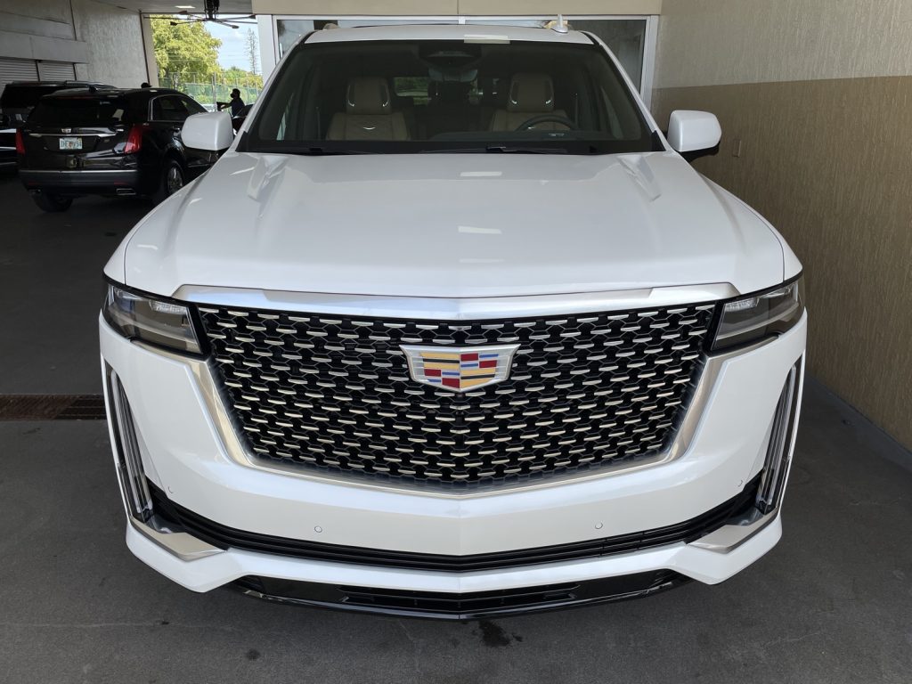 escalade truck 2022 white