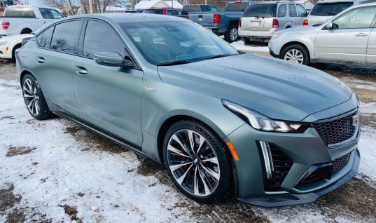 2022 Cadillac CT5-V Blackwing In Dark Emerald Frost: Live Photos