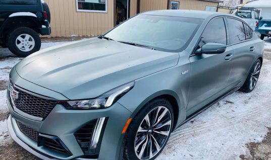 Exclusive Cadillac Blackwing Dark Emerald Frost Paint Color Could Return
