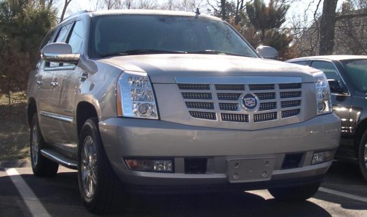 Lawsuit Filed Over Allegedly Defective Cadillac Escalade Airbags