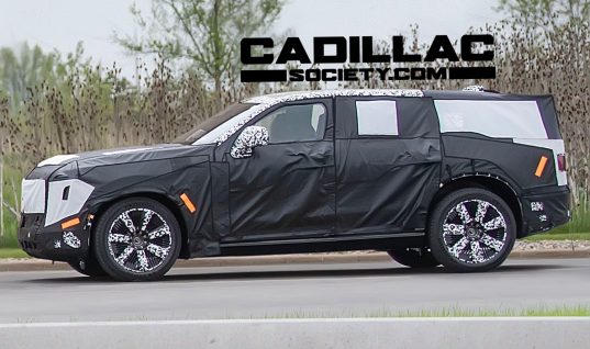 Electric Cadillac Escalade IQ Prototype Spied Testing: Photos
