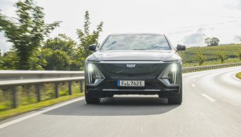 When Will Command Center Screens Appear In The Cadillac Lyriq?