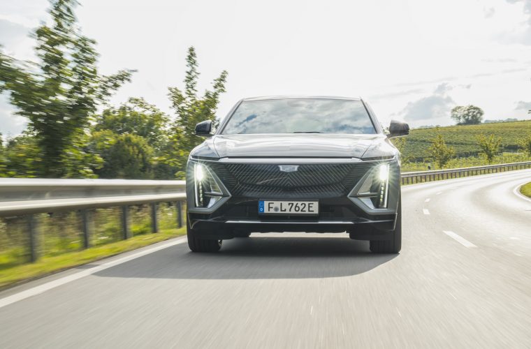 When Will Command Center Screens Appear In The Cadillac Lyriq?