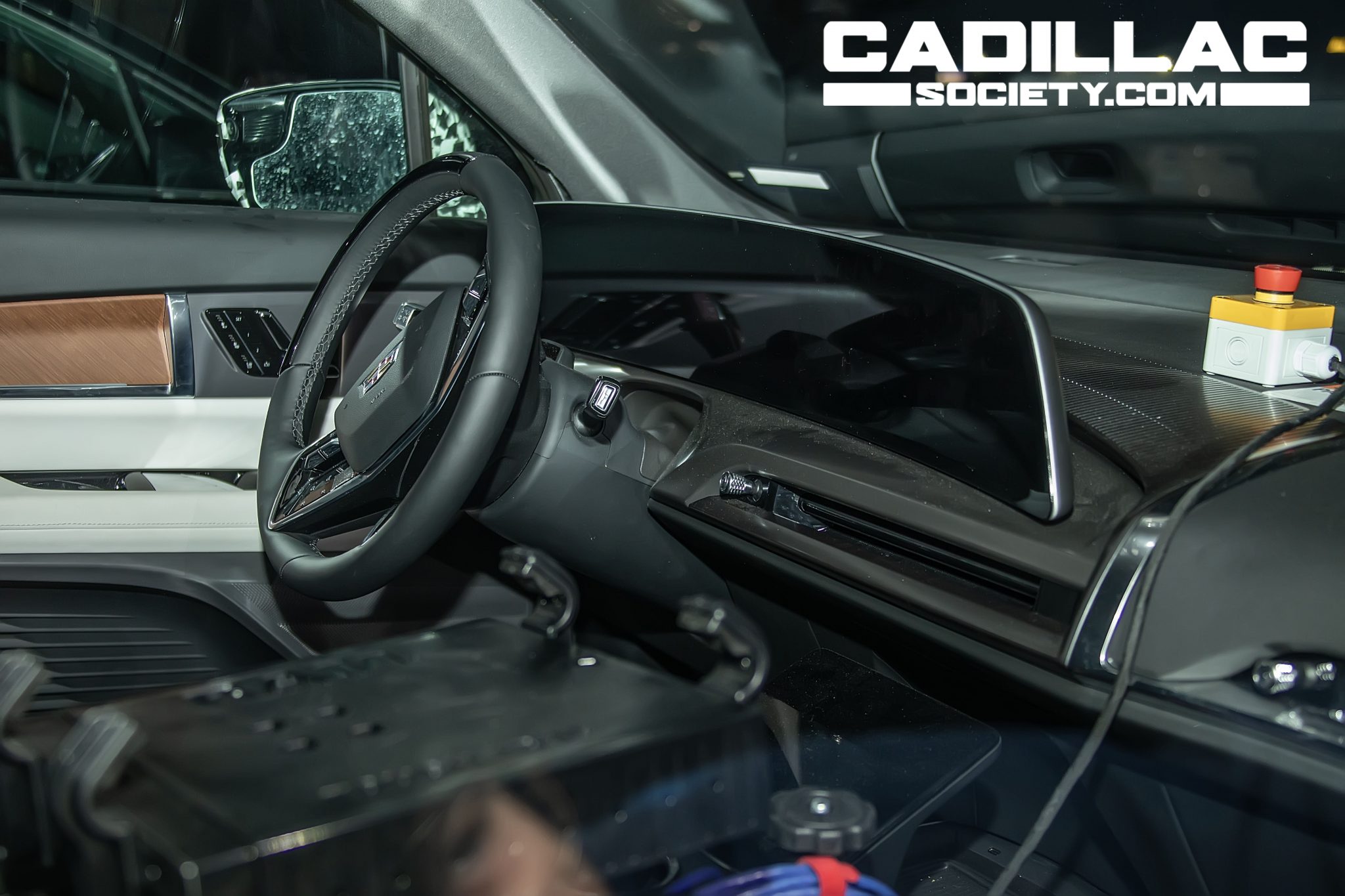 Our First Look At The Cadillac Vistiq Interior: Photos