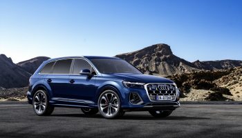 Refreshed 2025 Audi Q7 Unveiled As Cadillac XT6 Rival