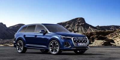 Refreshed 2025 Audi Q7 Unveiled As Cadillac XT6 Rival