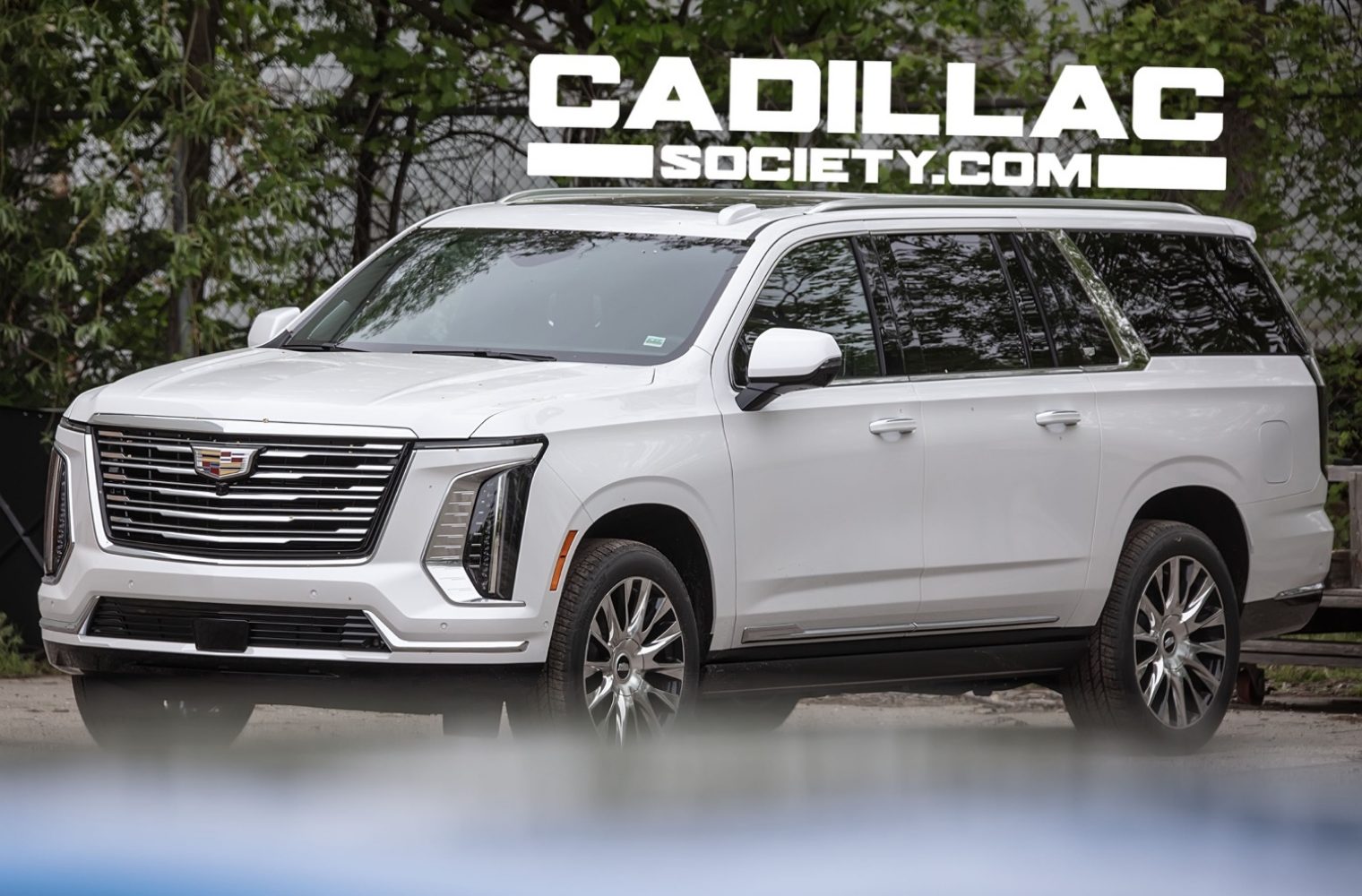 2025 Cadillac Escalade ESV Premium Luxury Platinum Spied Pictures