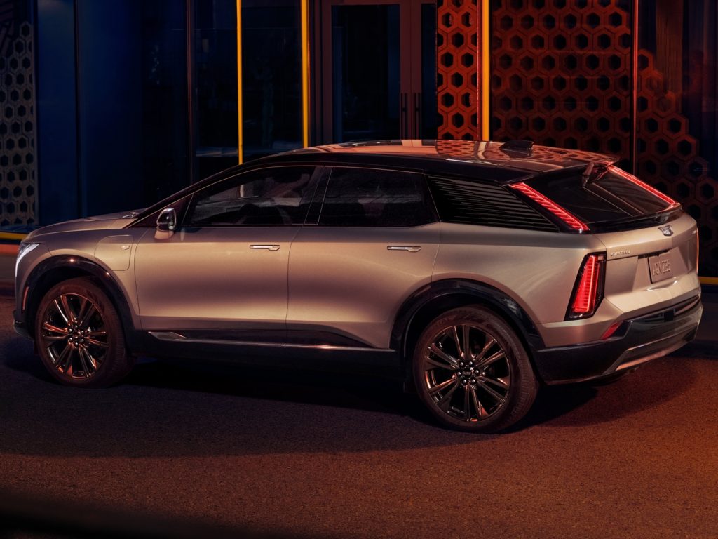 Side view of the 2025 Cadillac Optiq.