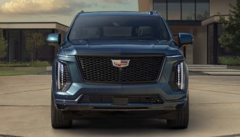 2025 Cadillac Escalade Interior Gains Over 100 Ambient Lighting Colors