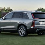 2026 Cadillac Vistiq Luxury - Press Photos - Exterior 006 - side rear three quarters